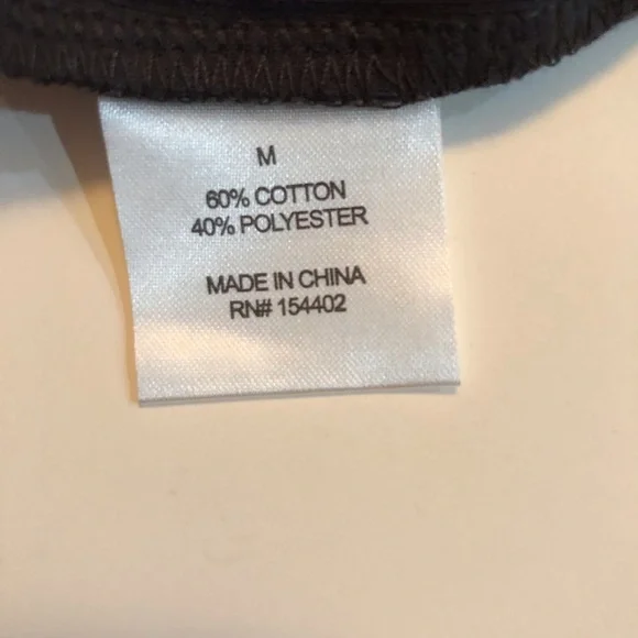 Vinyl Icons  NWOT JR (S & M) black cropped tee - DIE YOUNG STAY PRETTY - Picture 9 of 9